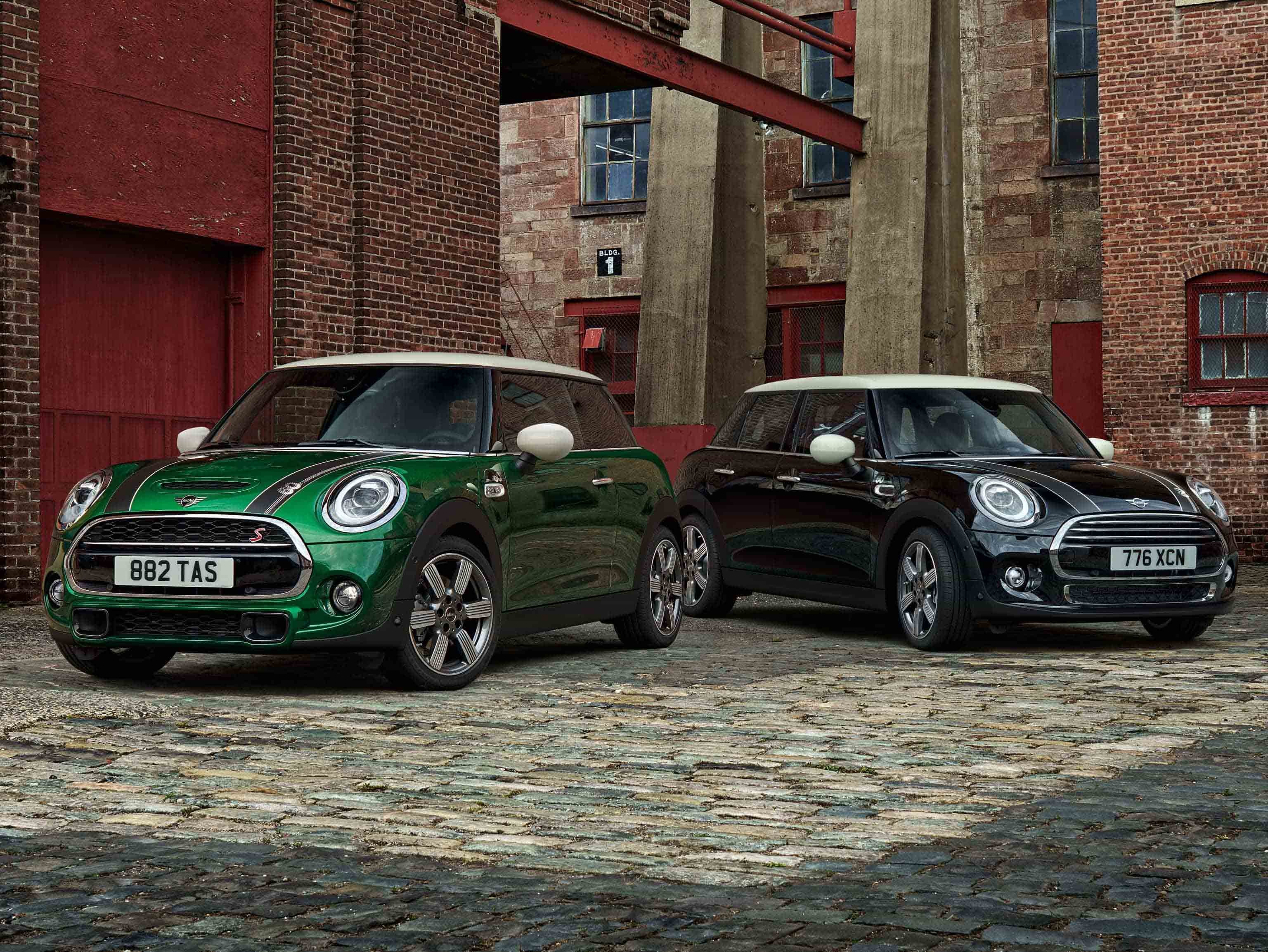 MINI Edición 60 Aniversario – 3 puertas Hatch y 5 puertas Hatch – vista frontal MINI Edición 60 Aniversario – 3 puertas Hatch y 5 puertas Hatch – vista frontal